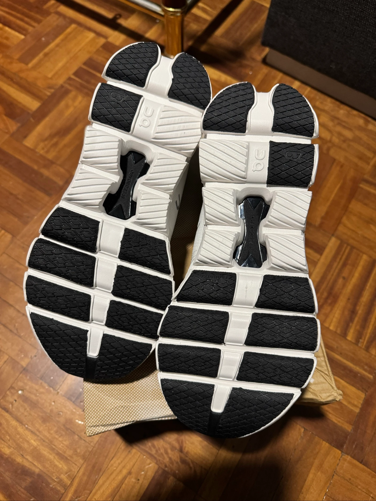 Zapatillas On Running Cloud x4 – photo 8